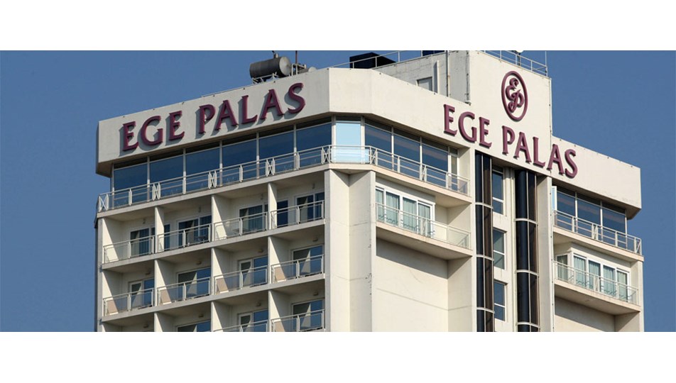 Ege Palas 19,5 milyon liraya satıldı