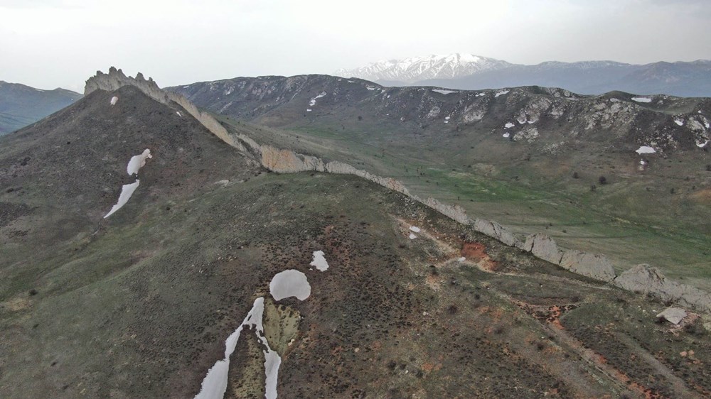 This is Sivas, not China! It is called the 'Natural Great Wall of China' - 4