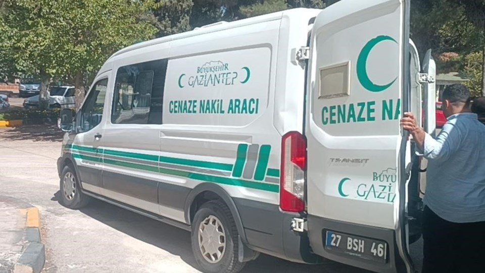 Kendisi hakkındaki paylaşımı silmeyen arkadaşını öldürdü - 1