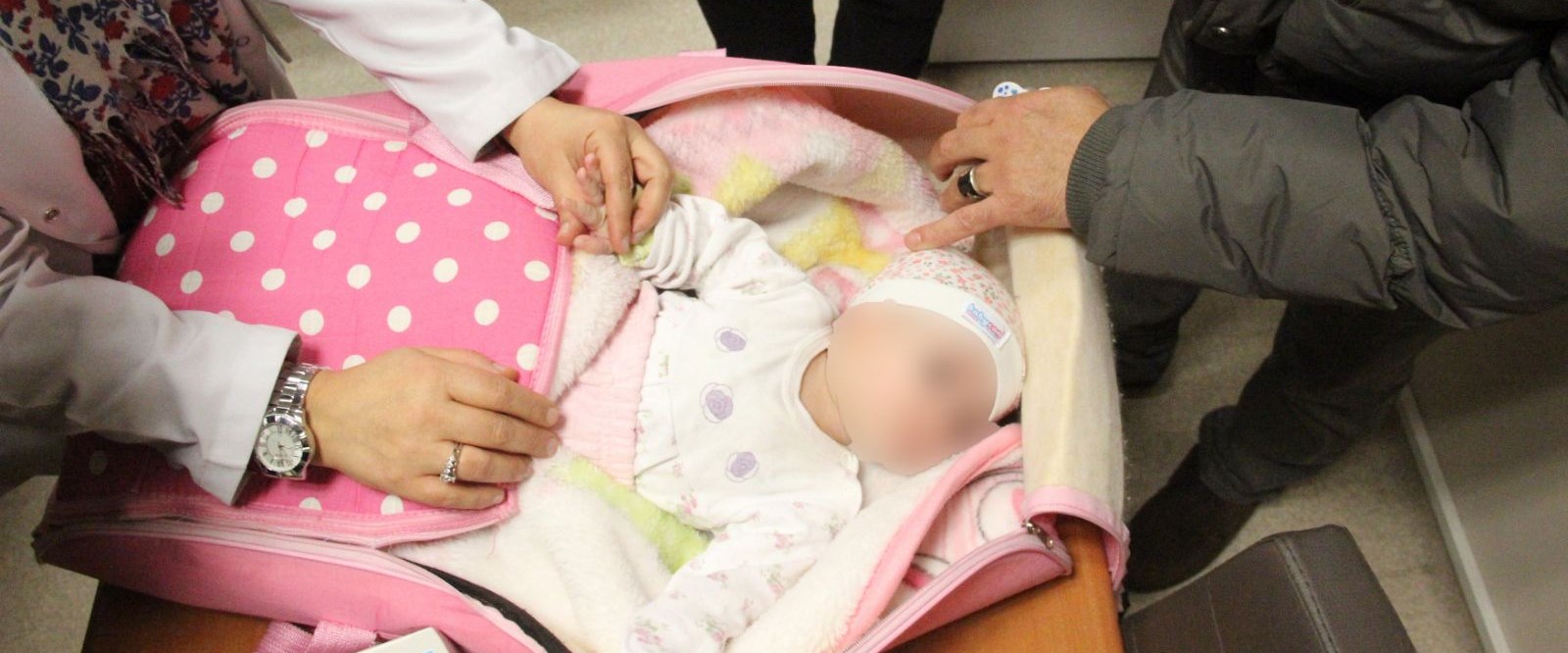 2 aylık bebek, sokağa terk edildi NTV