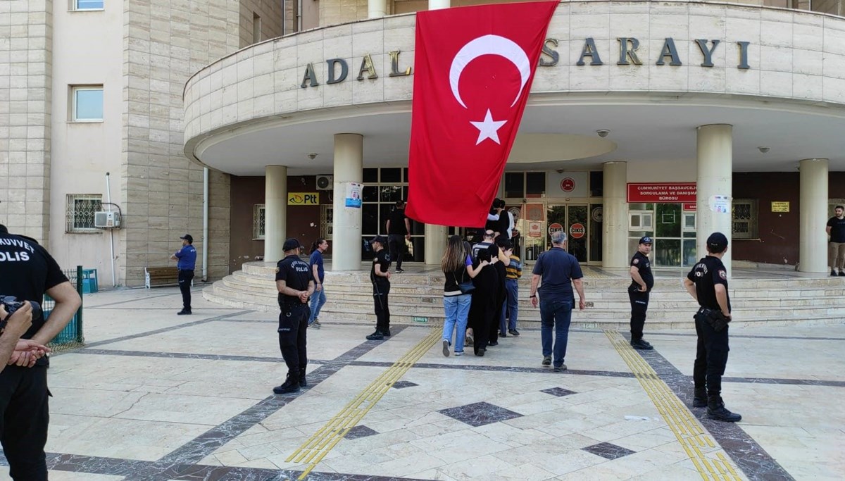 Şanlıurfa merkezli DAEŞ operasyonunda 22 tutuklama Şanlıurfa merkezli DAEŞ operasyonunda 22 tutuklama