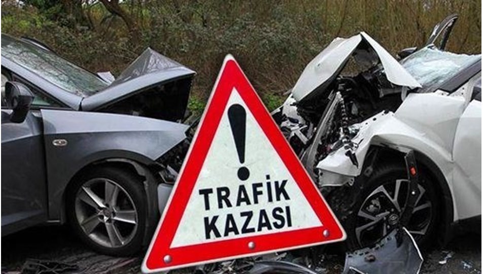 trafik kazası araba kazası 2.jpg
