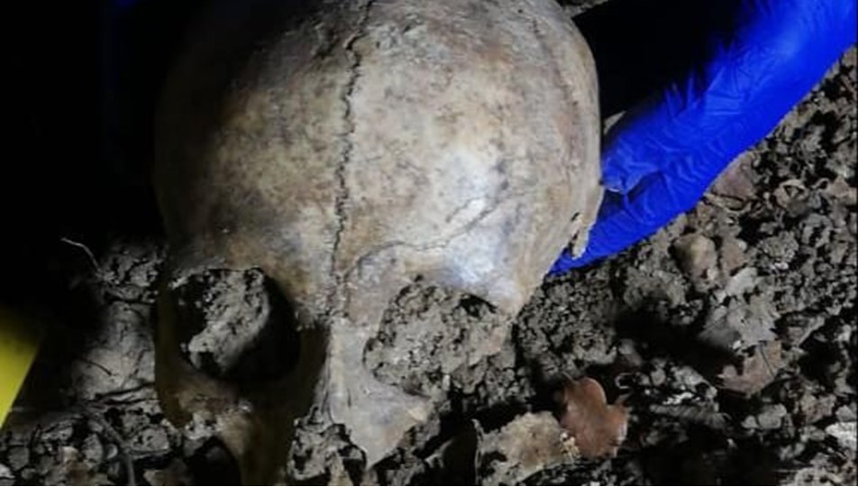 Yol çalışması sırasında insan kemikleri bulundu
