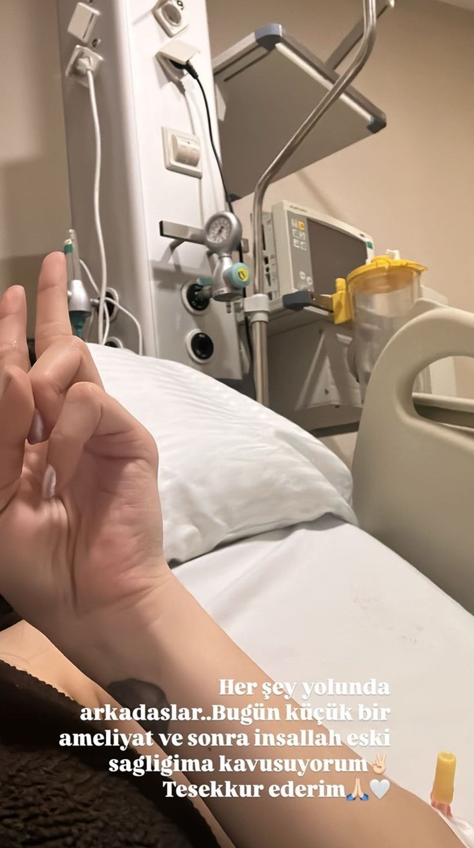 Devrim Özkan'dan yeni paylaşım: "Toparlıyoruz" - 1