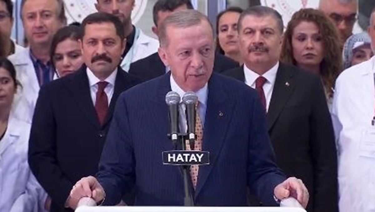 Hatay’da hastane açılışları | Cumhurbaşkanı Erdoğan: Amacımız depremzede şehirlerimizi yeniden ayağa kaldırmak