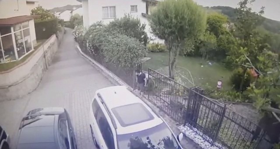 İstanbul'da villa hırsızını bulmak için 128 kamera incelendi - 1