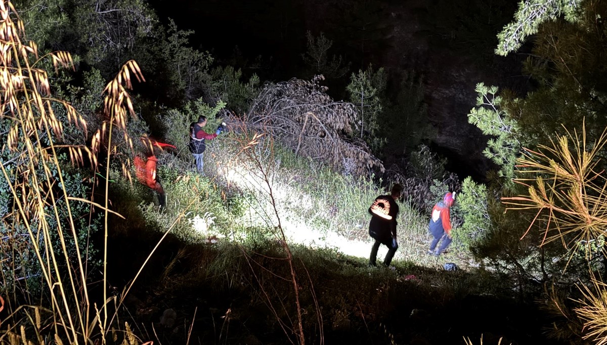 Kahramanmaraş'ta baraj gölüne düşen otomobildeki 1 kişi öldü, 1 kişi yaralandı