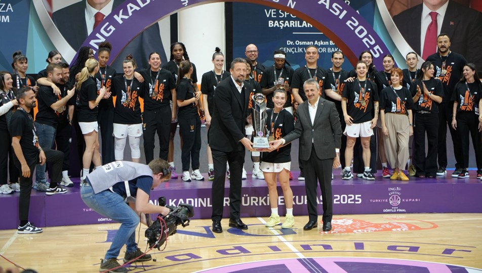 Basketbol Kadınlar Türkiye Kupası'nda şampiyon ÇBK Mersin