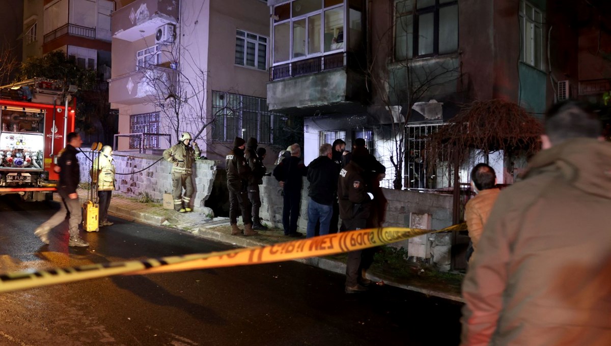 Pendik'te 4 katlı binada yangın: 1 ölü