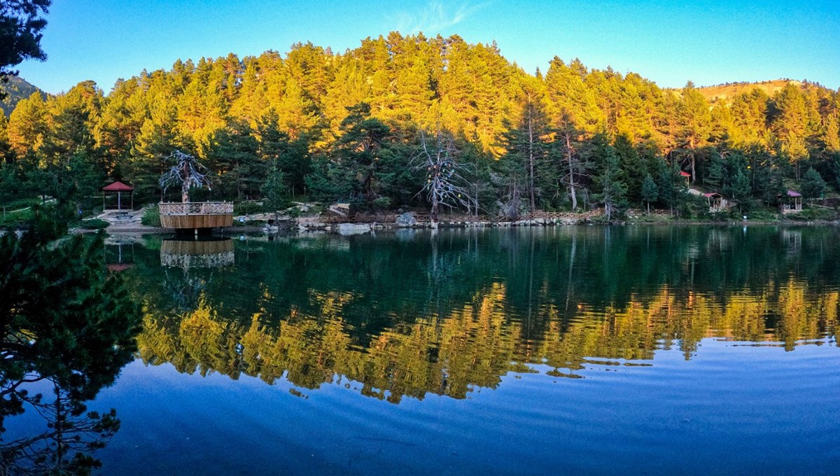 Zigana Dağı eteklerinde bir doğa harikası: Limni Gölü Tabiat Parkı