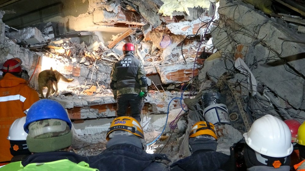Deprem bölgesinden mucize kurtuluşlar - 102
