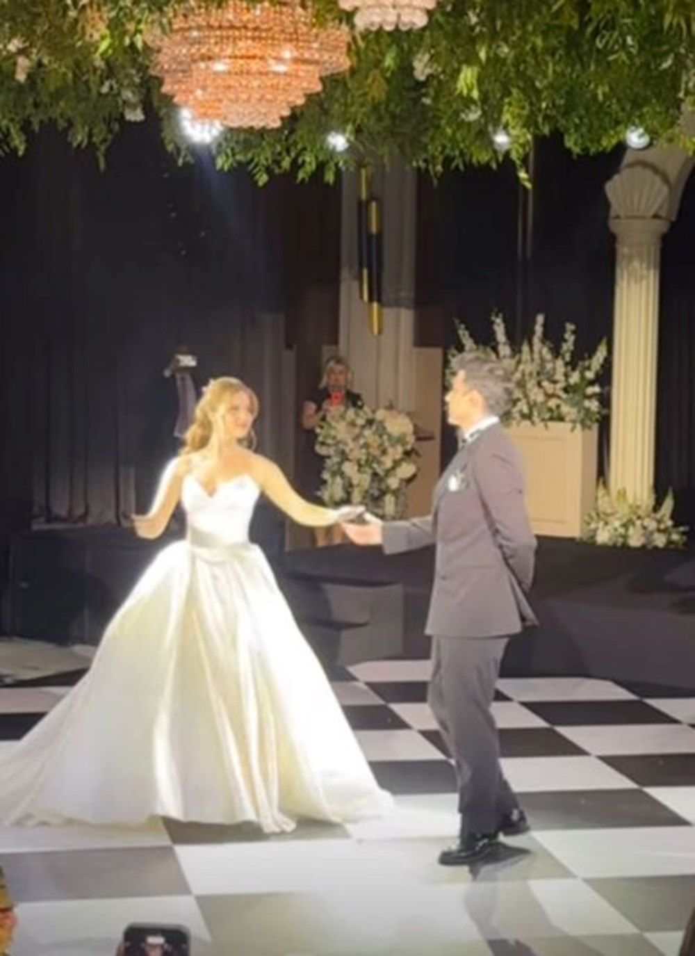 Sihirli Annem'in Çilek'i Zeynep Özkaya evlendi: Çok güzelsiniz - 3