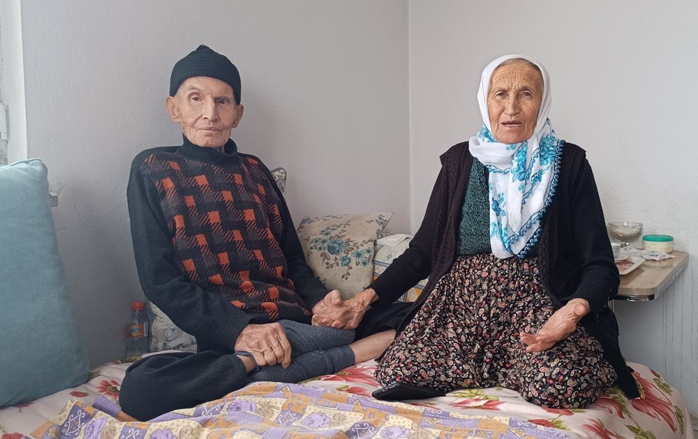 Eşine 60 yıldır sevgiyle bakıyor - 1
