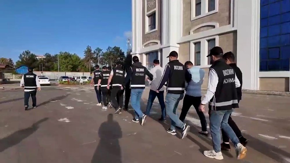 Adıyaman'da cin çıkarma vurgunu! Tutuklanan "Sofi"nin dudak uçuklatan para trafiği! 75 DWZ1bAlt4U MfWVFXvr9mA