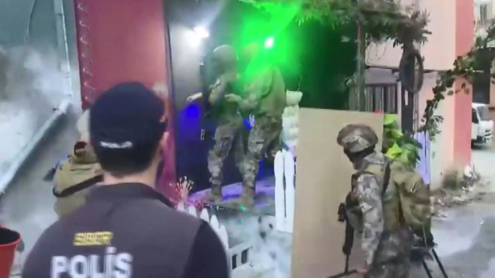 Fenomenlerle birlikte TikTok’ta para aklayan çeteye operasyon - 6
