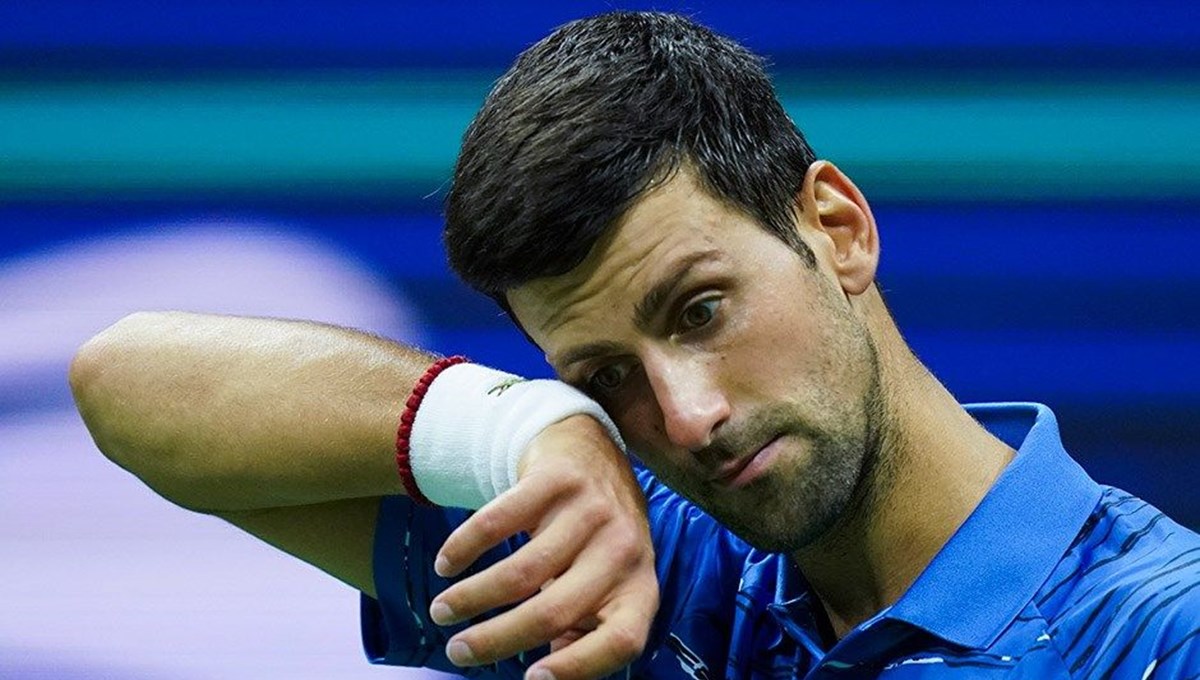 Aşı karşıtı Novak Djokovic'ten Covid-19 yatırımı