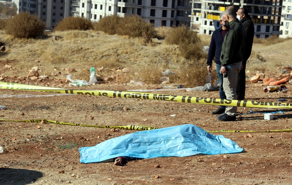 Gaziantep’te bıçaklanarak öldürülmüş kadın cesedi bulundu - 1
