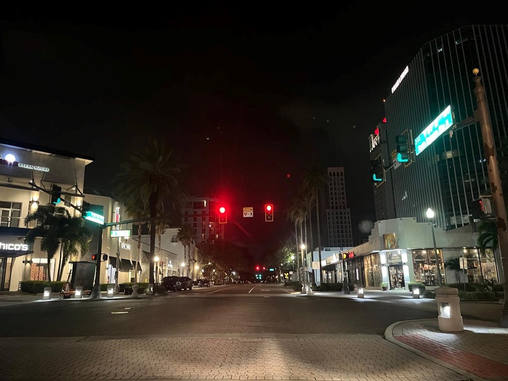 Milton Kasırgası Florida'yı tehdit ediyor %resim açıklaması%