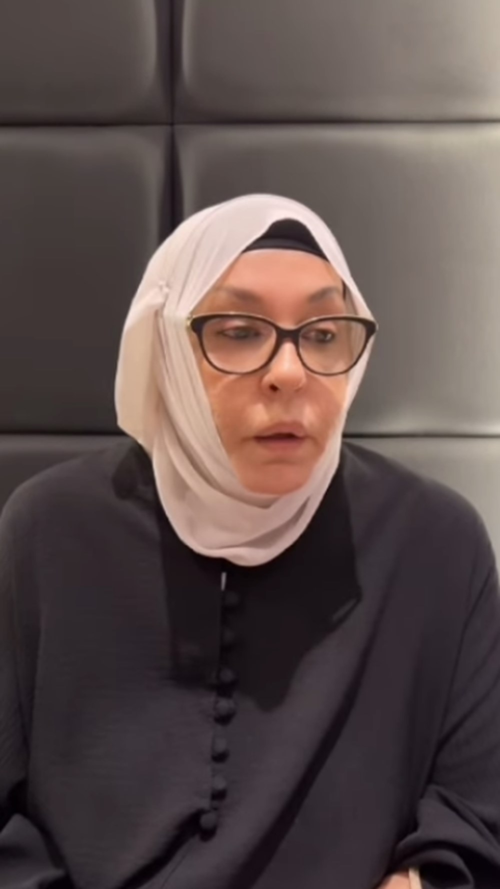 Ferdi Tayfur ile kızının soyadı tartışmasına Necla Nazır da dahil oldu - 3