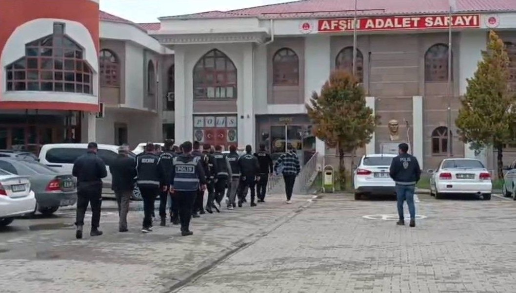 Tefecilik ve nitelikli yağma operasyonuna 5 tutuklama