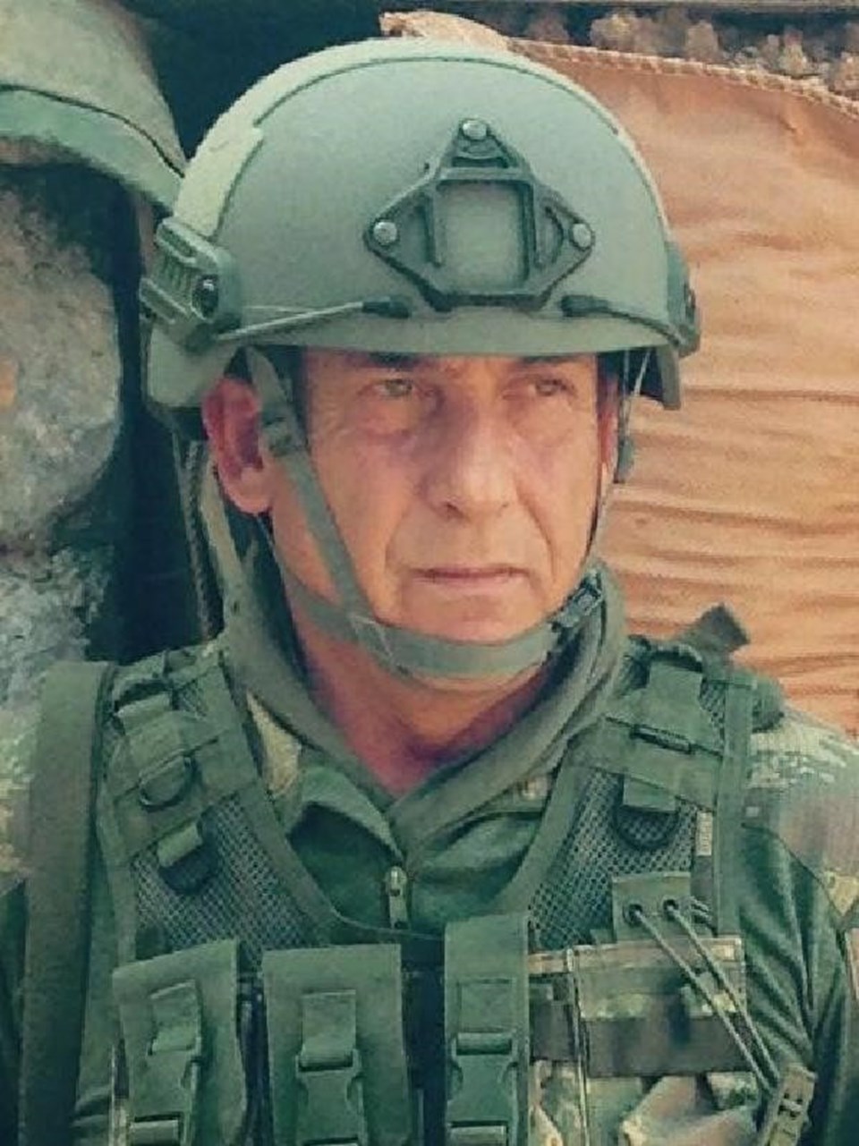 Tuğgeneral Semih Okyar, terfi öncesi İzmir Bornova Komando Tugayı'nda Albay olarak görev yapıyordu.
