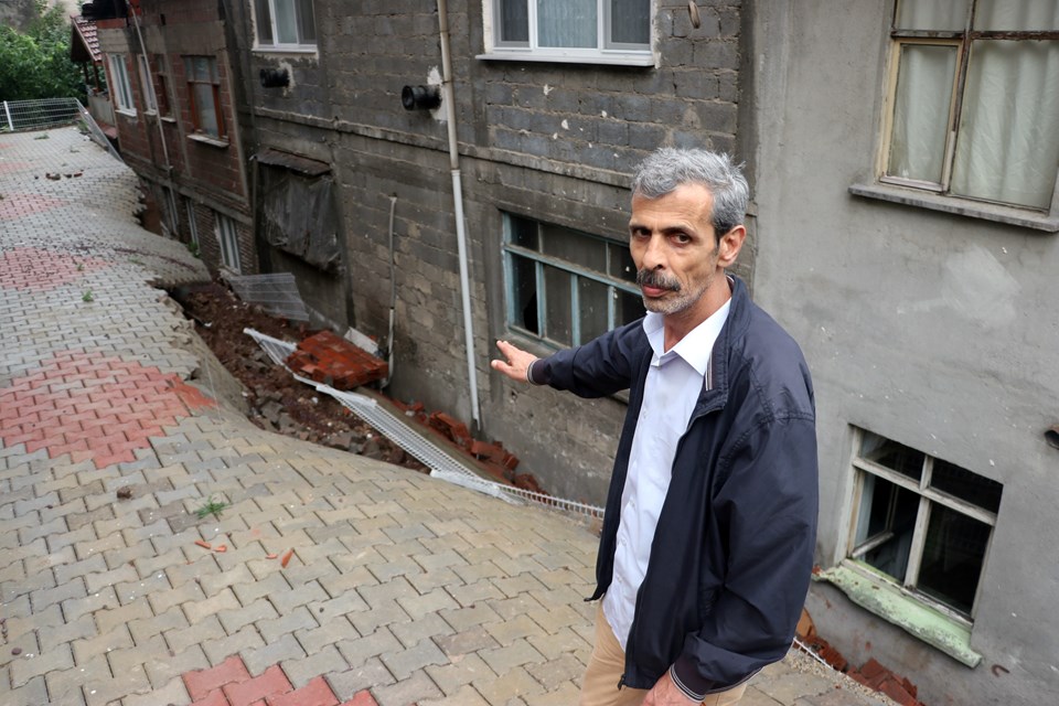 İstinat duvarı çöken bina nedeniyle 23 daire boşaltıldı - 2