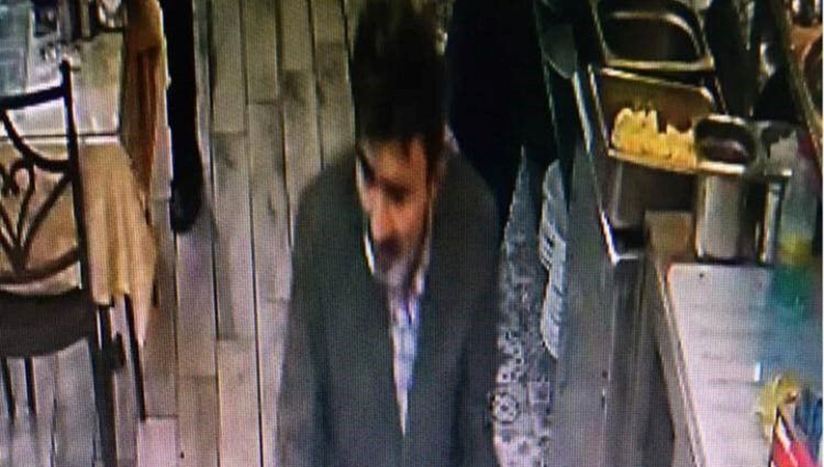 Ranzanın altında cesedi bulundu, katili oğlu çıktı Ranzanın altında cesedi bulundu, katili oğlu çıktı