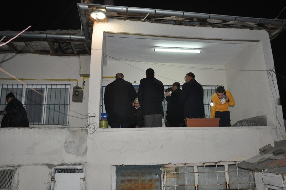 Diyarbakır'da şehit düşen polislerin evinde yas - 1