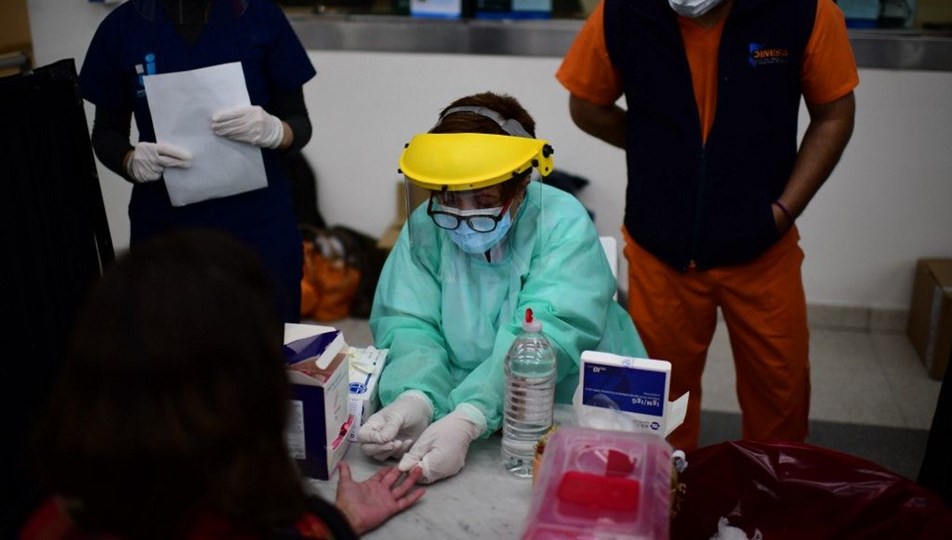 Arjantin'de insanlar üzerinde Covid-19 aşı denemeleri yapılacak