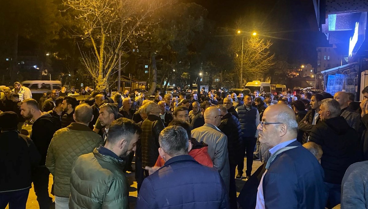 Giresun’da seçimi kazanan belediye başkanının evine silahlı taciz Giresun’da seçimi kazanan belediye başkanının evine silahlı taciz
