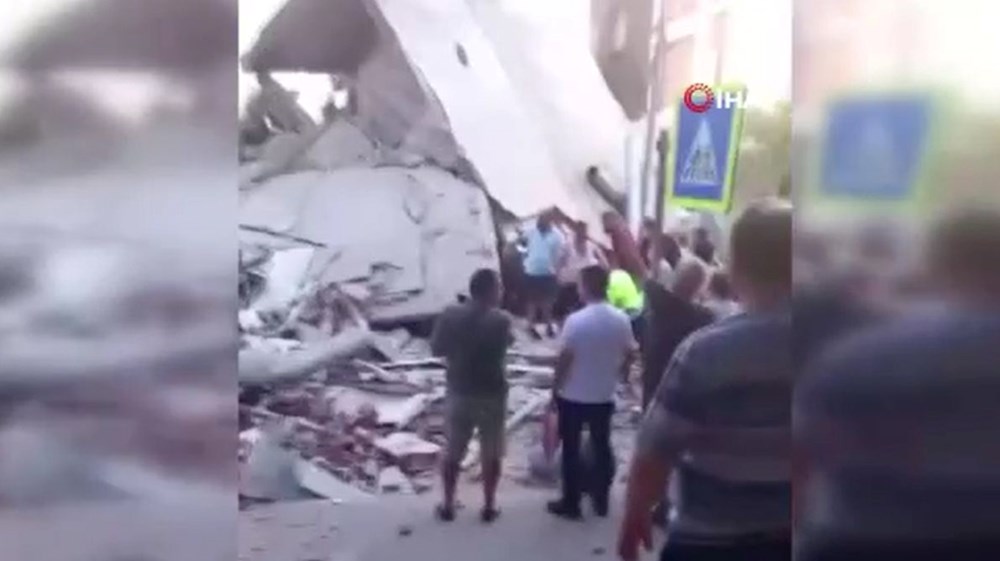 SON DAKİKA HABERİ | İstanbul Küçükçekmece'de bina çöktü: 1 kişi öldü, 2'si ağır 8 kişi yaralandı - 14