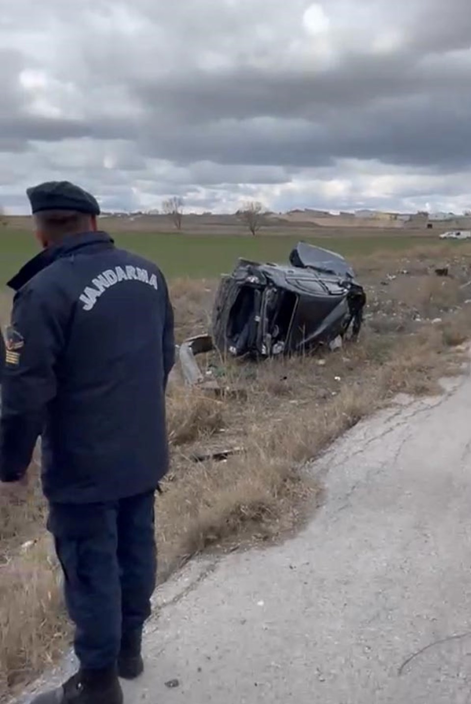 Eskişehir’de direğe çarpan araçta 2 kişi öldü - 1