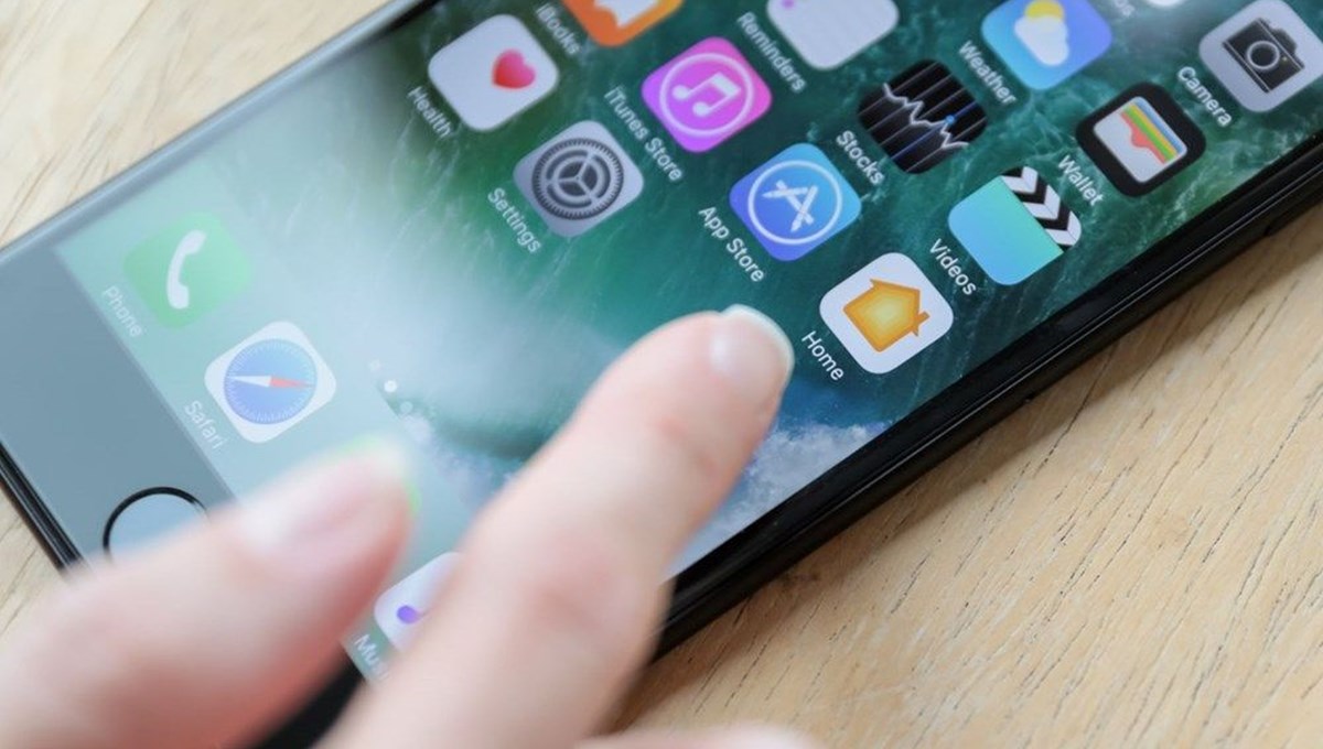 Apple, iPhone ve iPad'lerde App Store şartından vazgeçecek iddiası