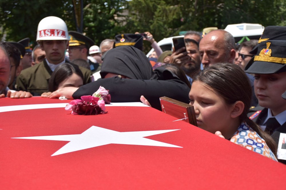 Şehitlerin yarım kalan öyküleri: Türkiye şehitlerini uğurladı - 24