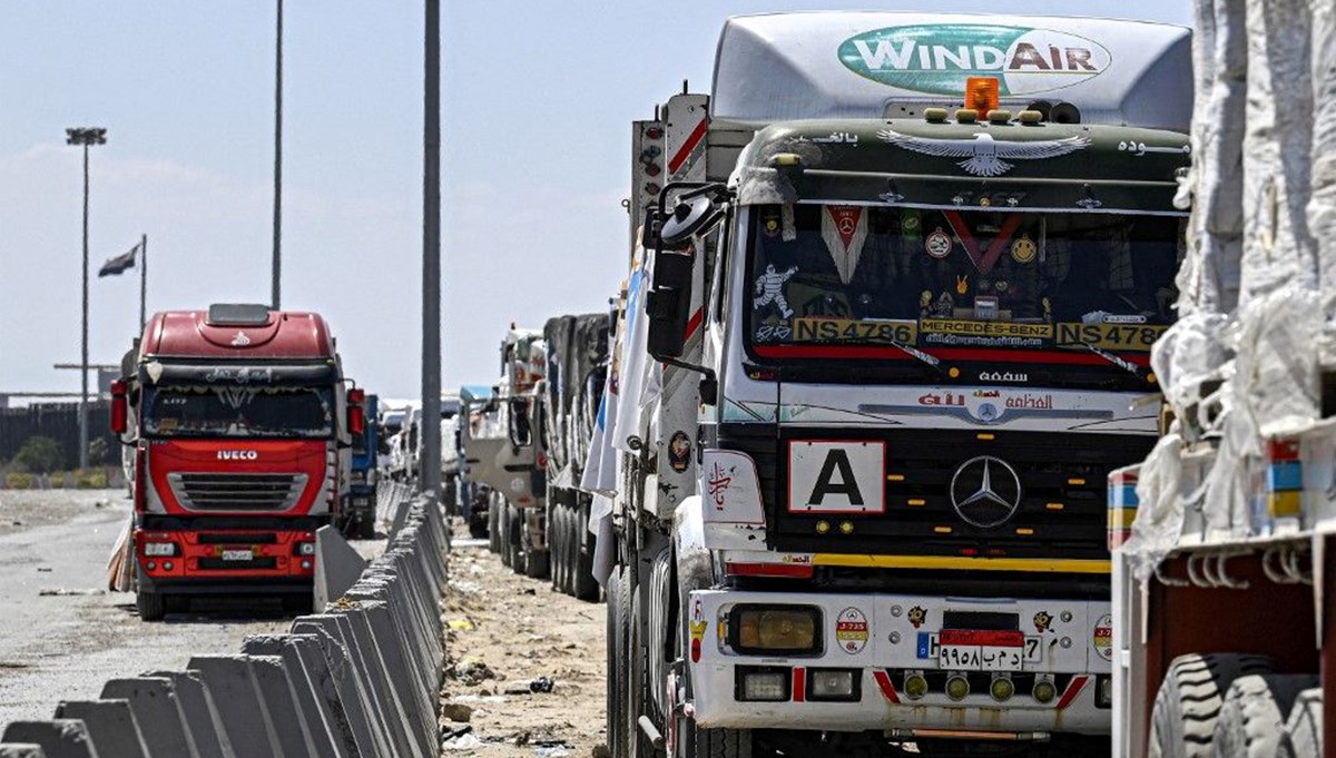 İsrail sınır kapılarını kapattı: 3 bin yardım TIR'ı dışarıda kaldı