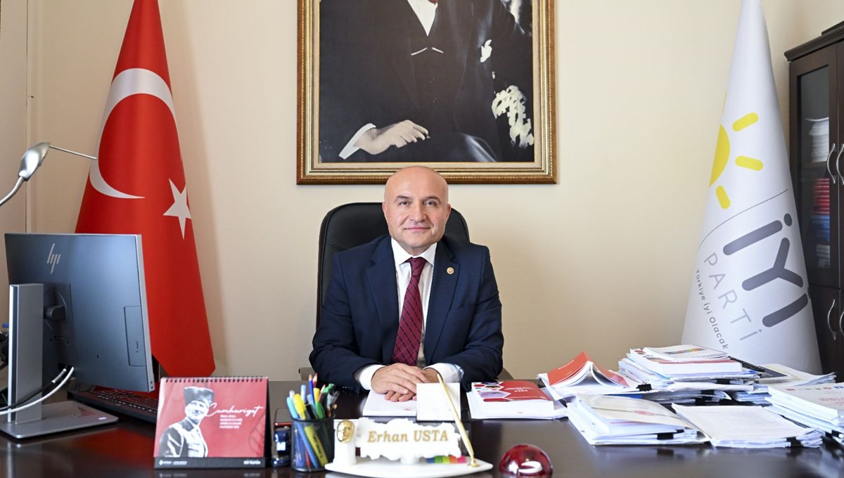 İYİ Parti’li Erhan Usta, partisinin yeni anayasa çalışmalarına destek şartını açıkladı İYİ Parti’li Erhan Usta, partisinin yeni anayasa çalışmalarına destek şartını açıkladı