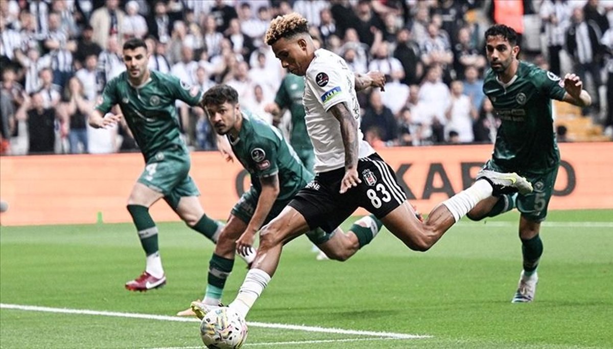 Sakaryaspor-Beşiktaş maçı ne zaman, saat kaçta ve hangi kanalda? Maçın 11'leri belli oldu