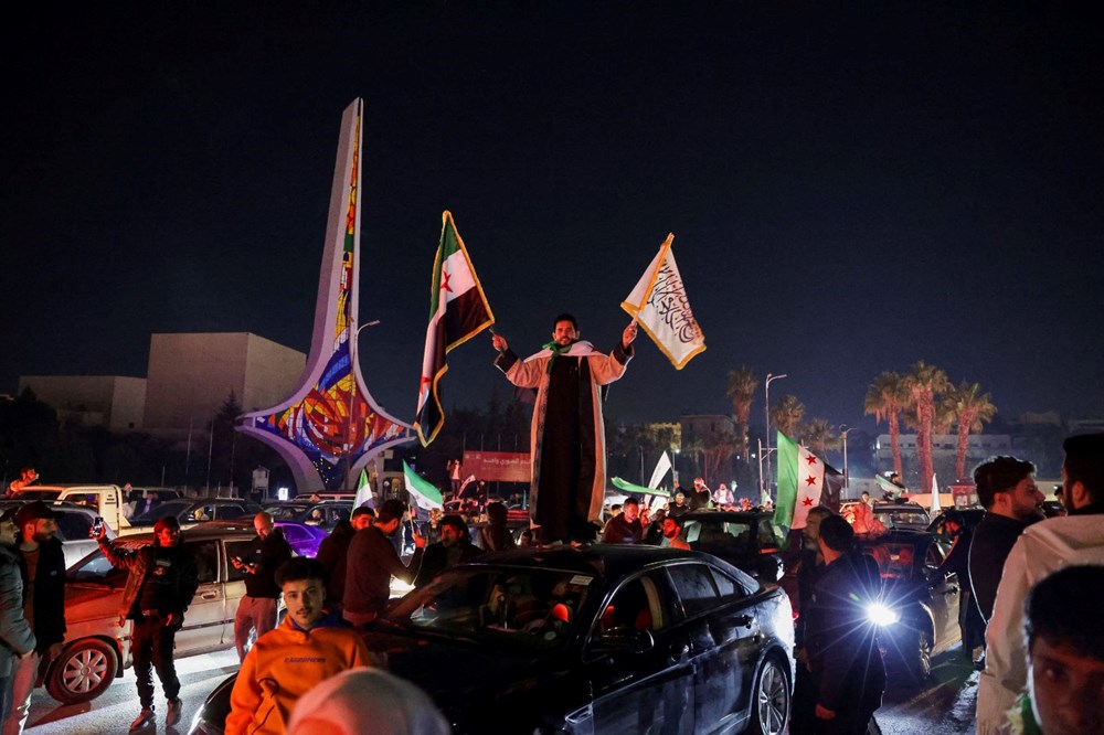 Suriye sokakları bayram yerine döndü: SDG-Yeni Yönetim Mutabakatı coşkuyla karşılandı! 76