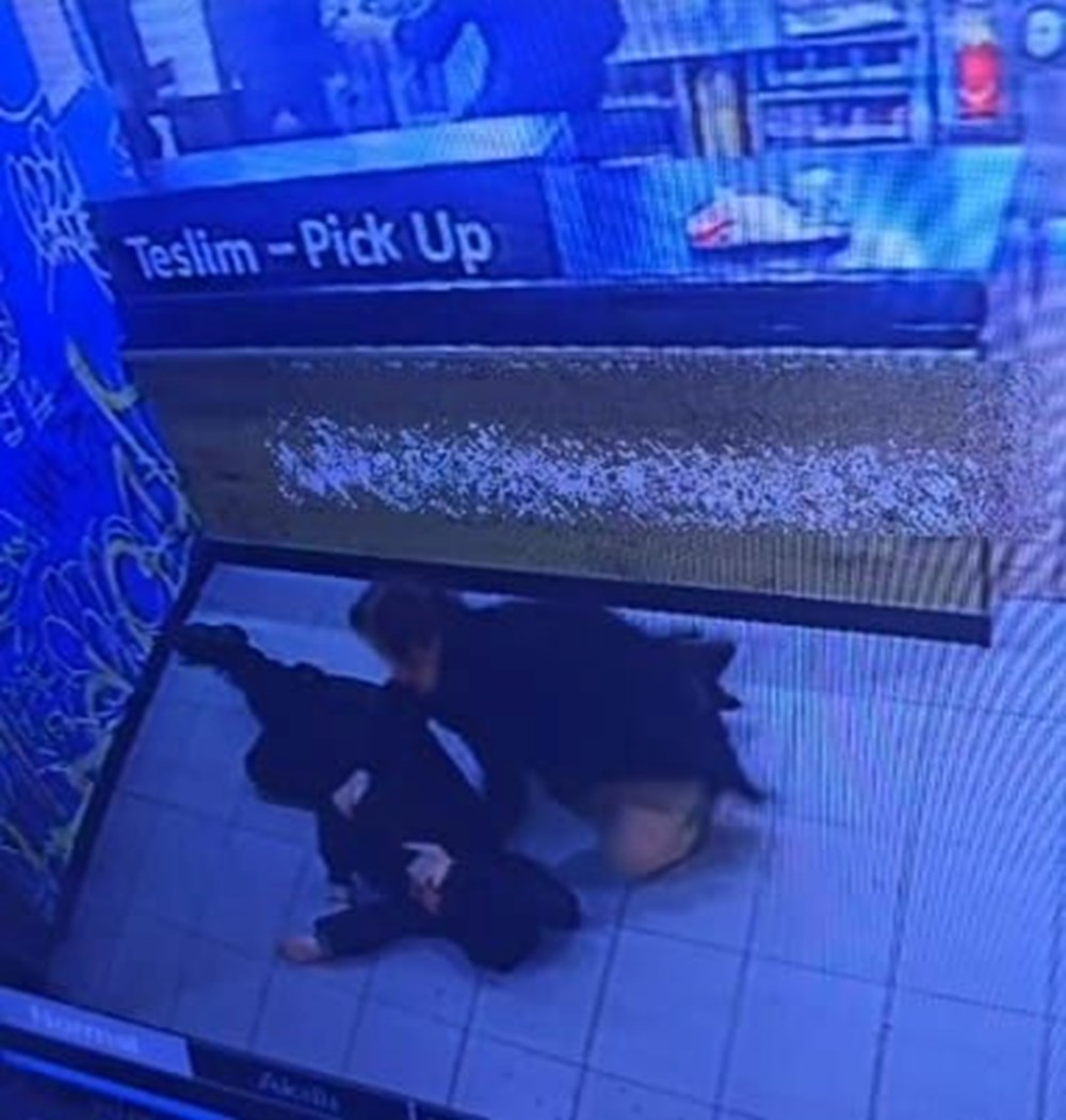 Güngörende müzisyenlerin tekme tokat tartışması: Nişanlısının kollarında can verdi - 3