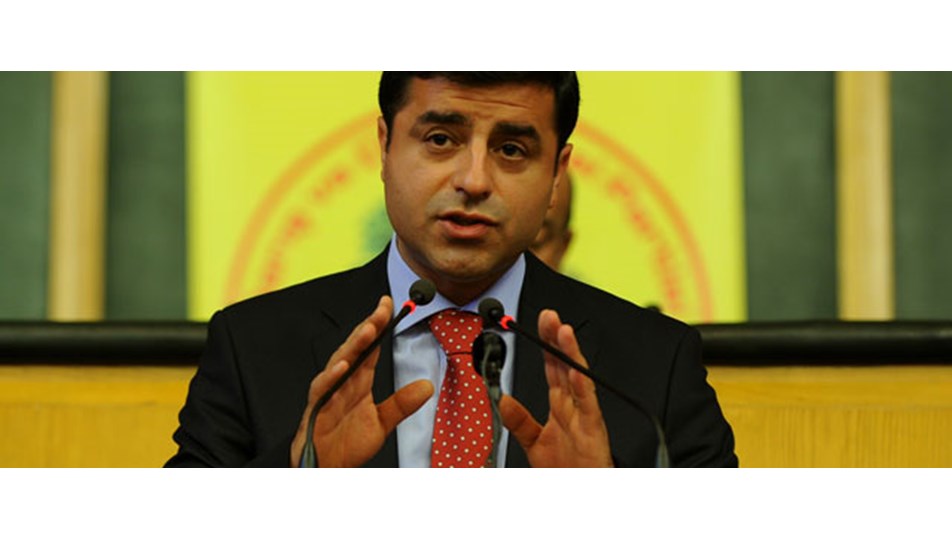 Demirtaş: Top Başbakan’da
