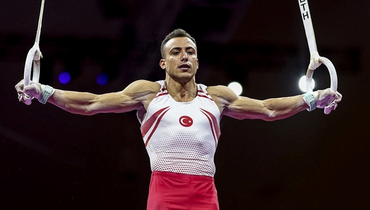 Milli sporcu Adem Asil'den Artistik Cimnastik Dünya Şampiyonası'nda altın madalya