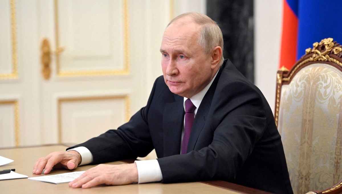 Yaptırımlar Putin'in başını ağrıtıyor: Rusya'da personel kıtlığı son 25 yılın zirvesinde Yaptırımlar Putin'in başını ağrıtıyor: Rusya'da personel kıtlığı son 25 yılın zirvesinde