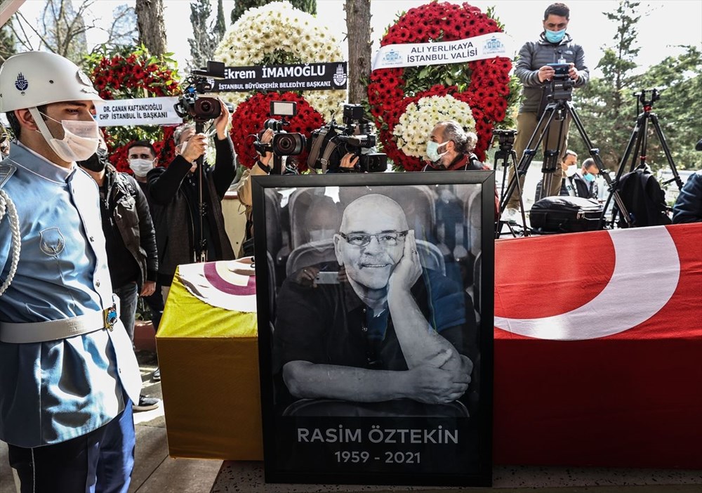 Demet Akbağ'dan Rasim Öztekin açıklaması: Ameliyatı ihmal etmiş - 11