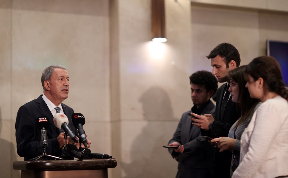 Bakan Akar'dan Yunanistan'a tepki: Tarihten ders alın, akıllı olun - 1