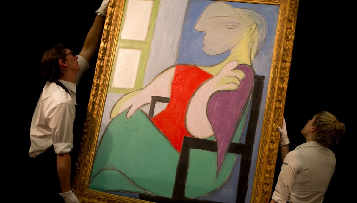 Picasso'nun sevgilisinden ilham aldığı tablosu (Pencerenin Yanında Oturan Kadın) 55 milyon dolara açık artırmaya çıkıyor