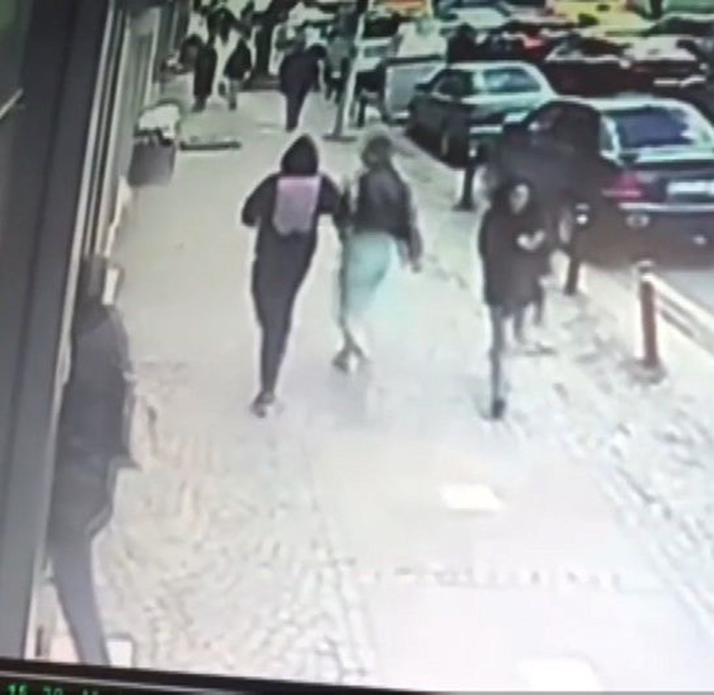 600 bin liralık hırsızlıktan iki sevgili çıktı! 73 DpgUtMFrNE DIR7uVLNk w