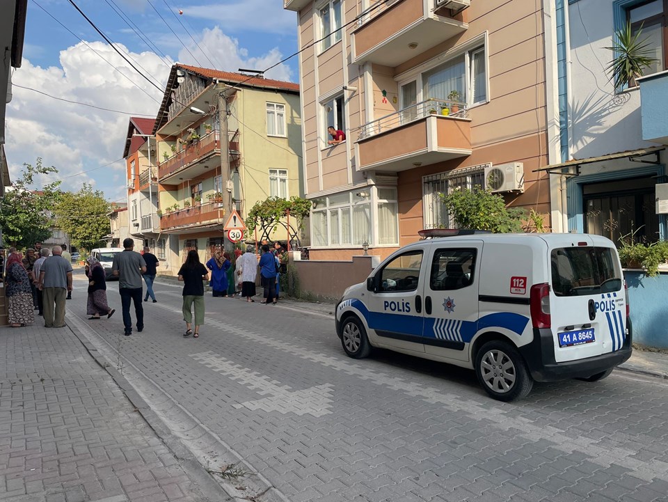 Kocaeli'de bir kişi tartıştığı eniştesini silahla öldürdü - 1