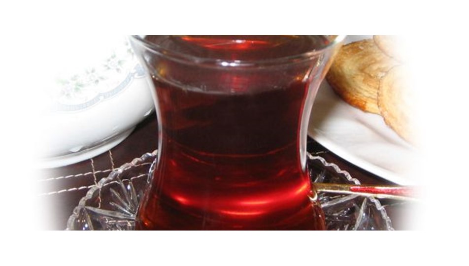 Yemekten hemen sonra çay içmeyin