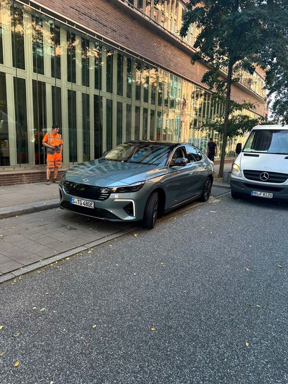 Togg T10F'te bir ilk... Alman plakası takıldı - 1