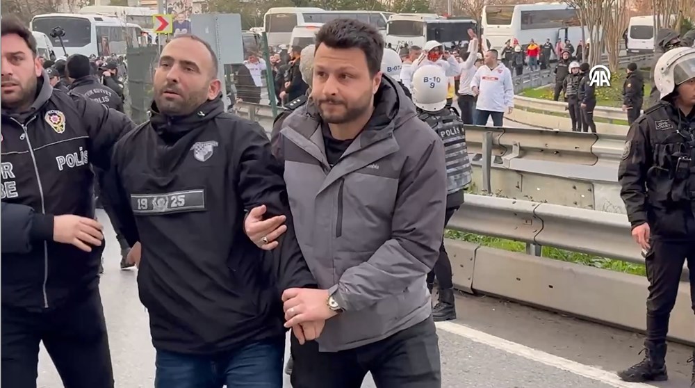 Fenerbahçe - Göztepe maçı öncesi olay: Polis ve taraftarlar arasında arbede - 4